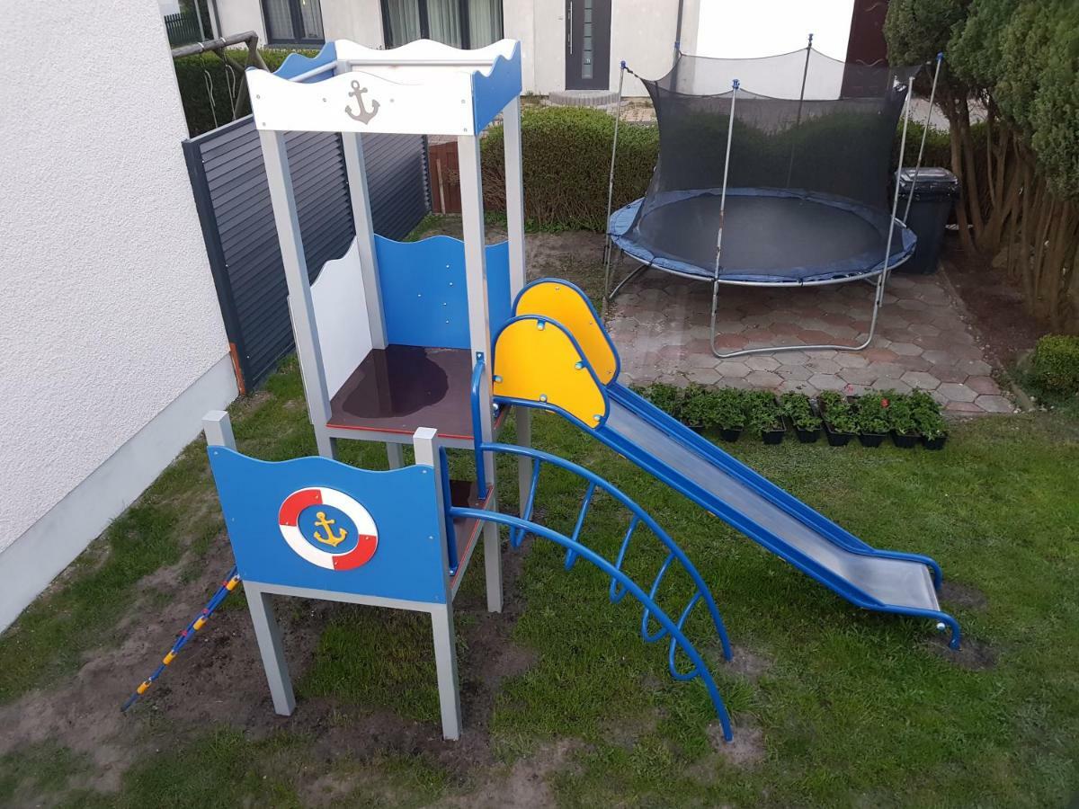 Przy Porcie Łeba Exterior foto