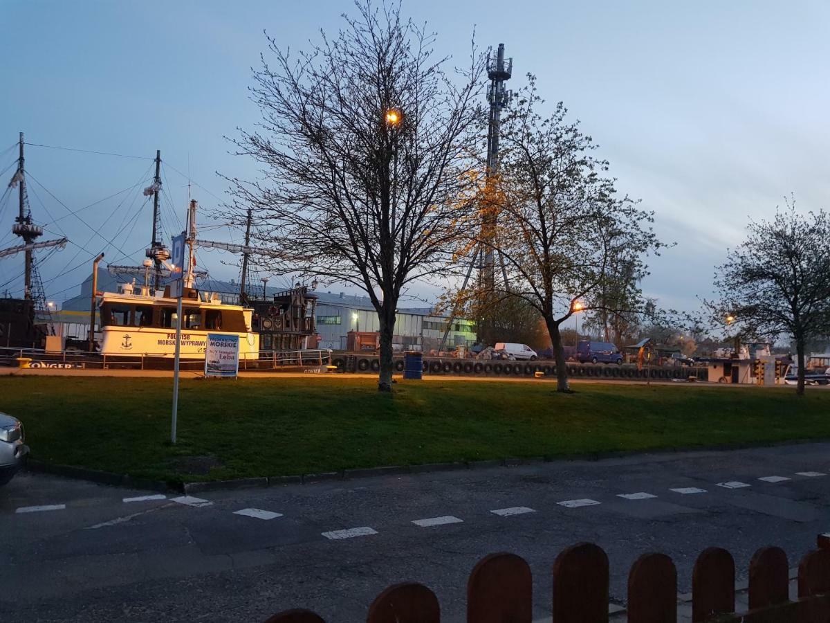 Przy Porcie Łeba Exterior foto